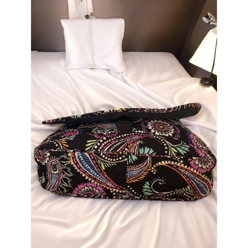Vera Bradley Black Paisley Foldover Laptop Book Bag. - Picture 9 of 16